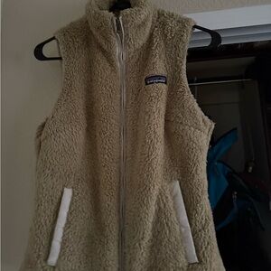 Patagonia Women's Cream Teddy Fleece Vest